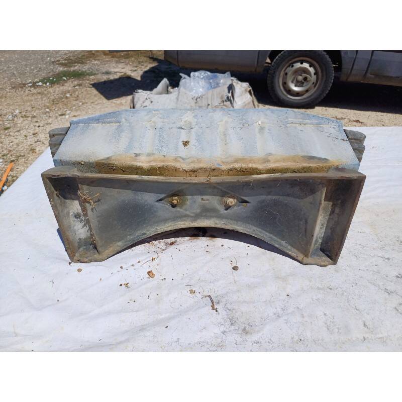 1 enamelled cast iron art deco planter