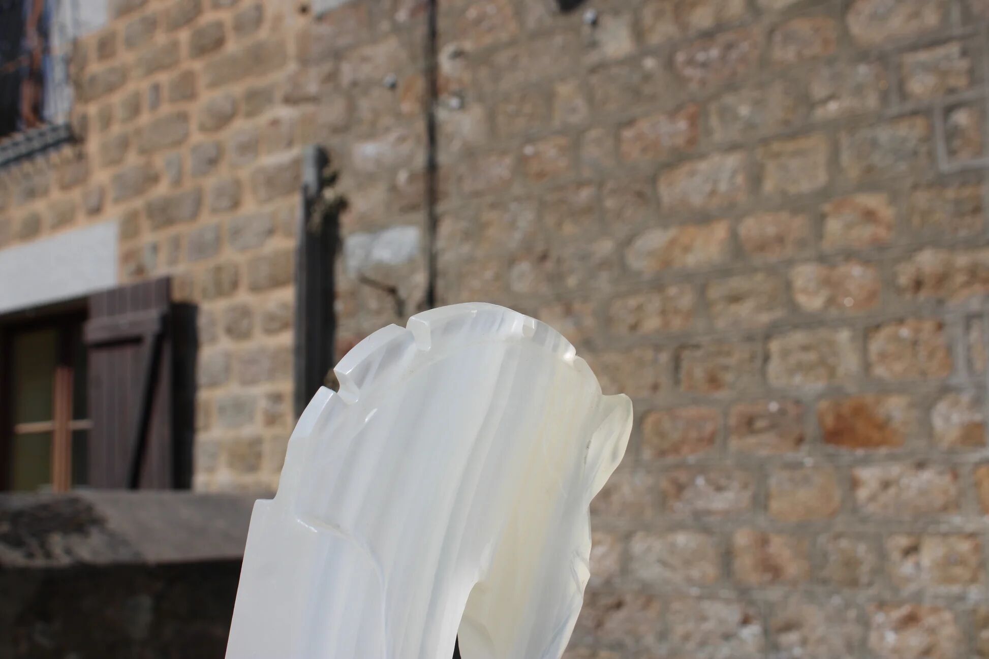 Vintage white onyx bookends – Horse heads