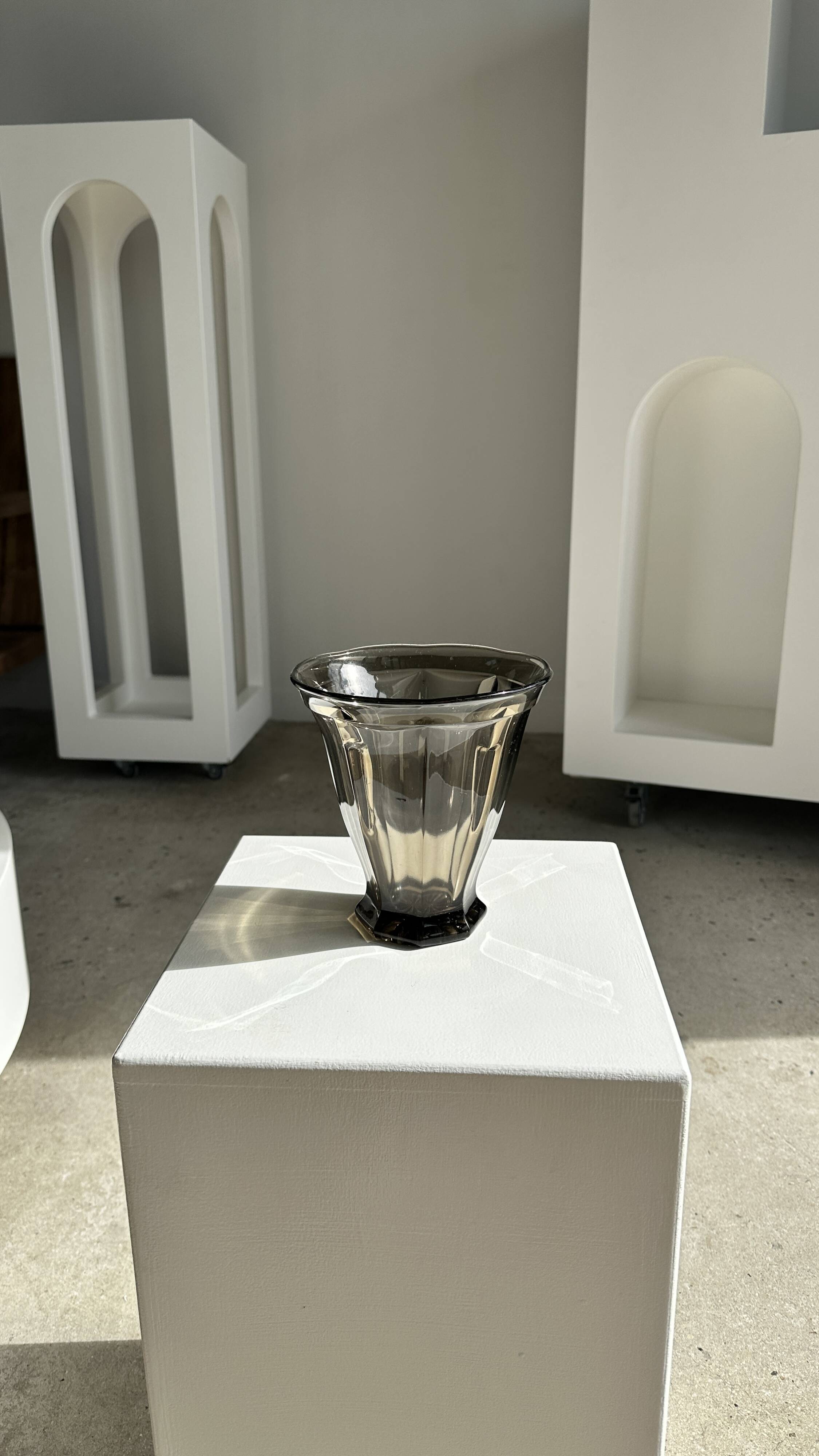 Smoked molded glass vase H:17cm