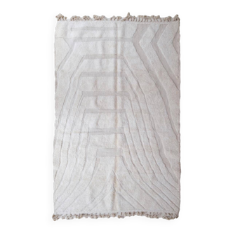 Beni ourain. white moroccan rug, 198 x 294 cm