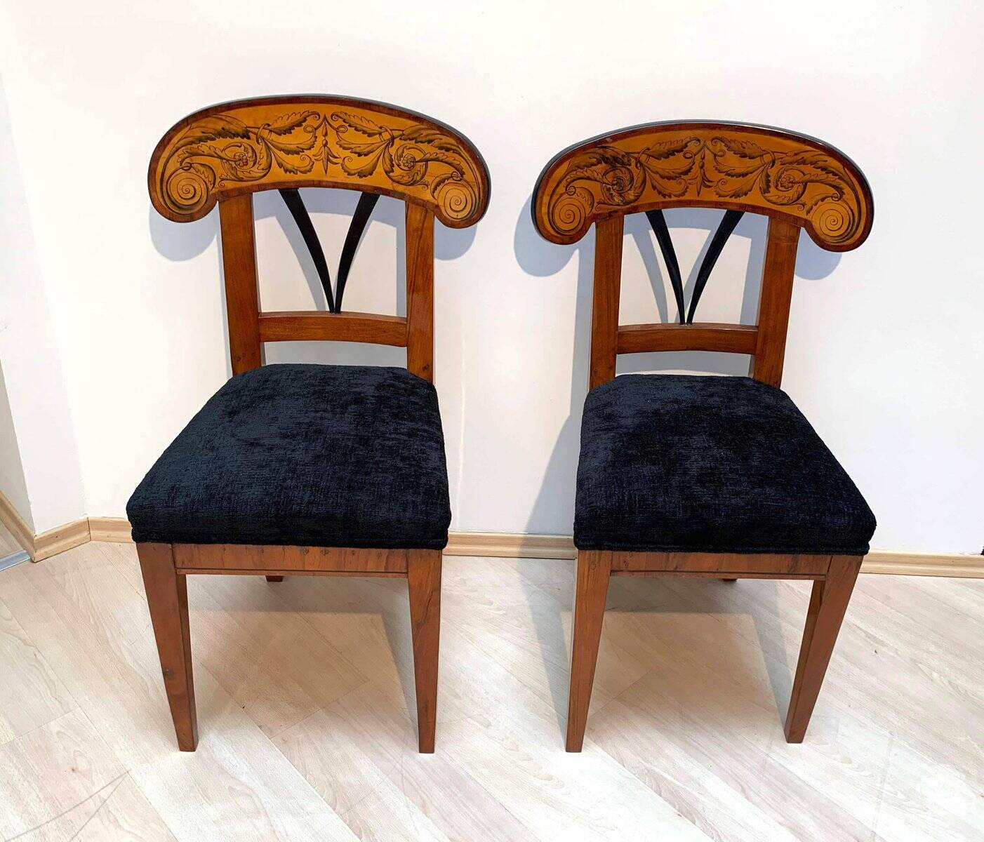 Set of Pair of Biedermeier Shovel Chairs, Walnut, Ink Painting, South Germany, 1830s