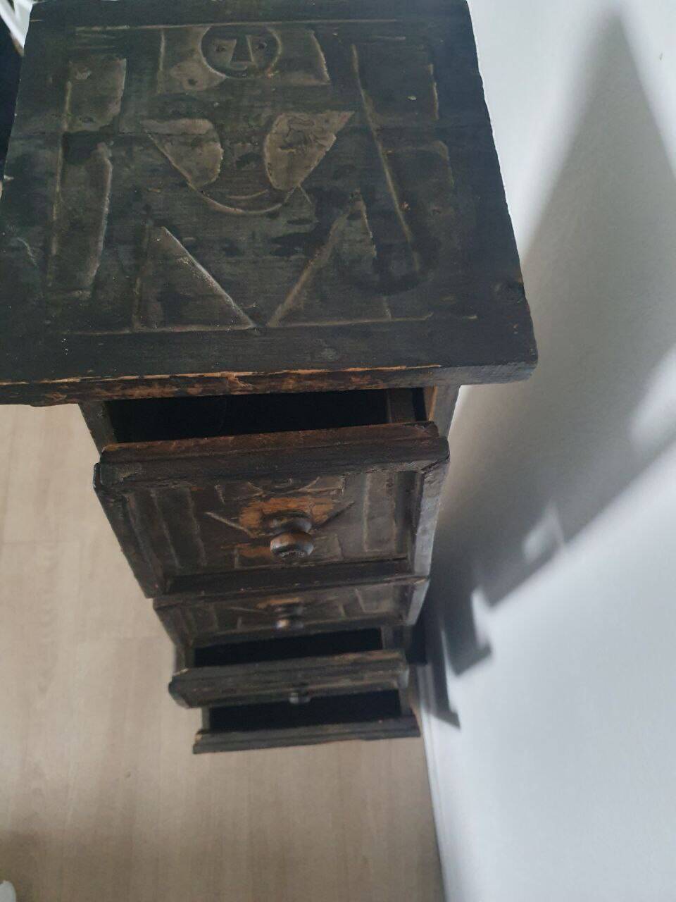 AFRICA Trapeze Furniture