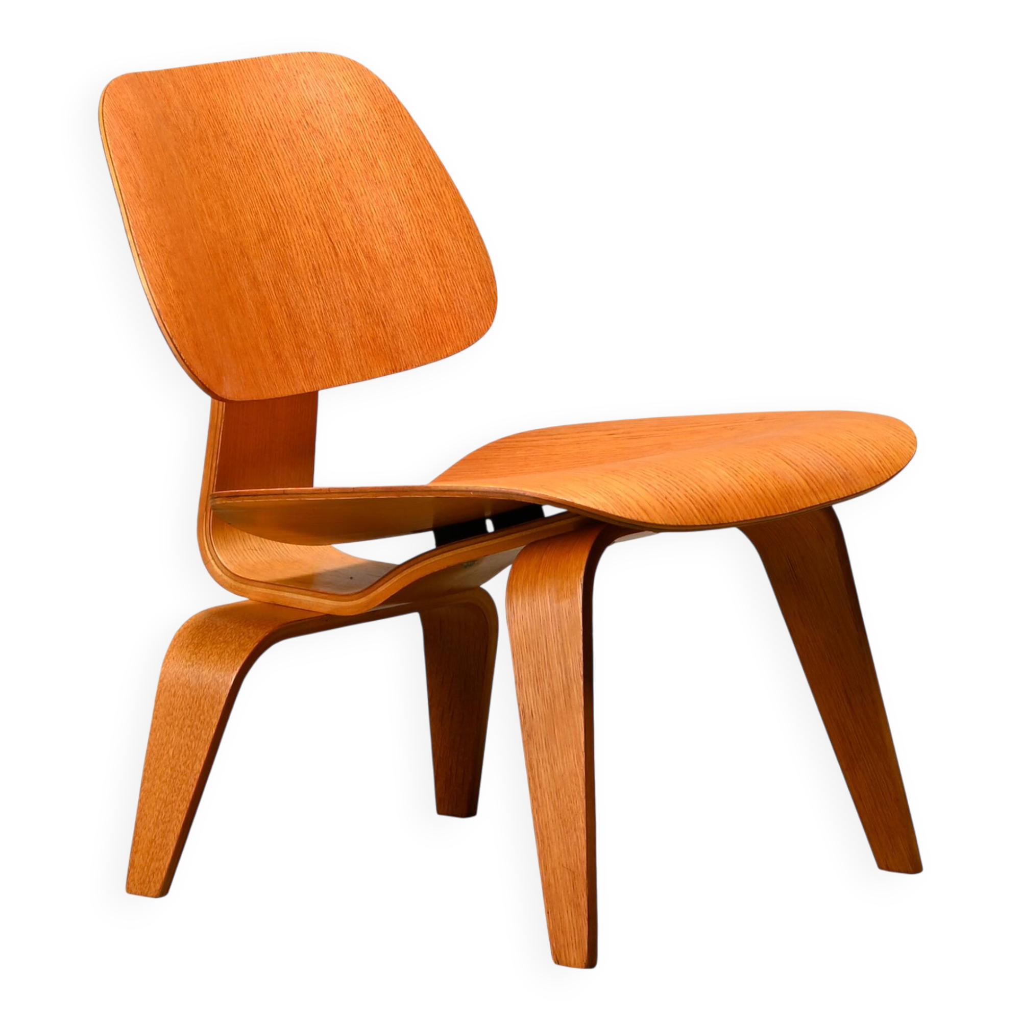 Charles & Ray Eames Early LCW Ash Lounge Chair for Herman Miller, 1951
