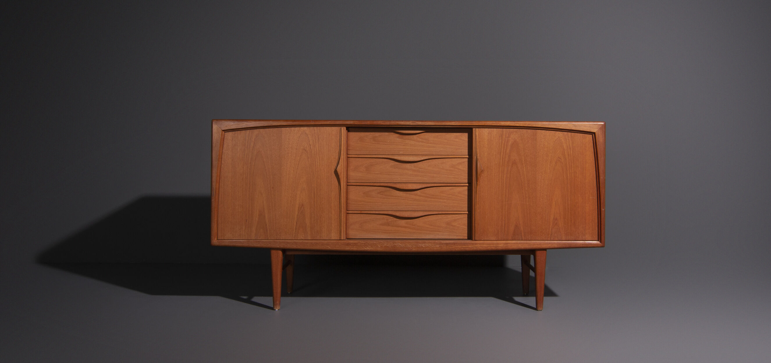 Gunni Omann sideboard from the 70s