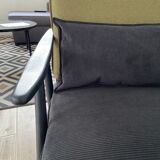 Fauteuil ton modèle "boomerang"