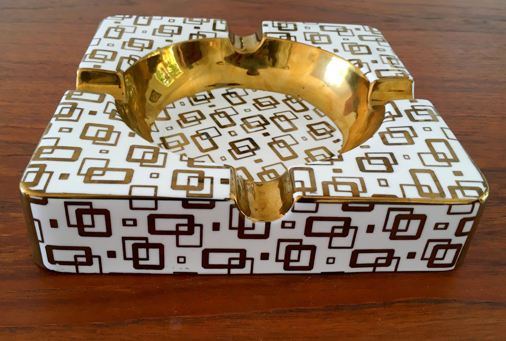 Empty pocket by Kare design in vintage ceramic from the 1990s