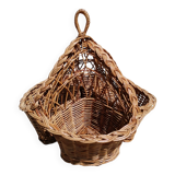 Wicker kitchen storage basket