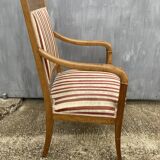 Fauteuil restauration en noyer