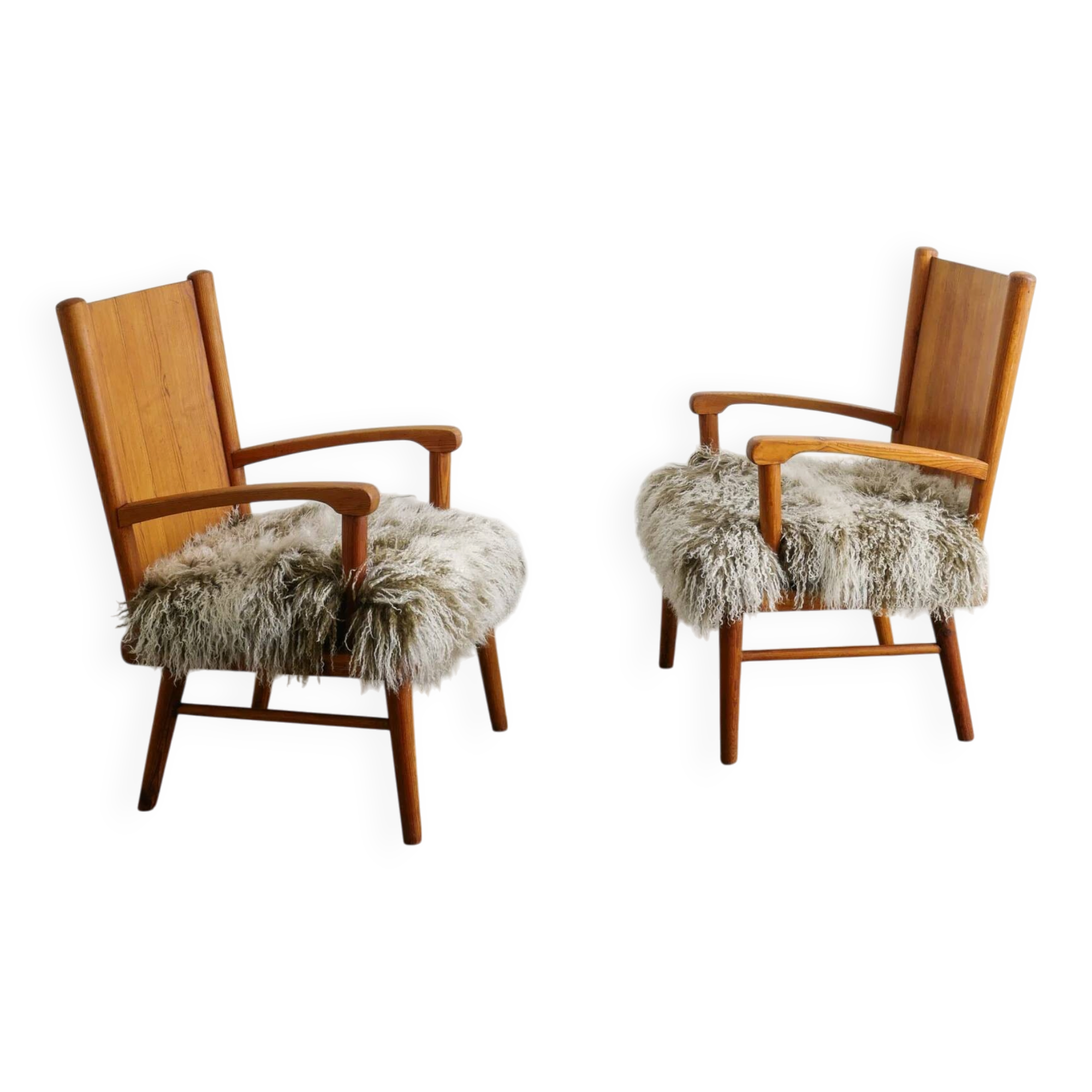 Paire de fauteuils suédois modernes du milieu du siècle en pin, années 1940.