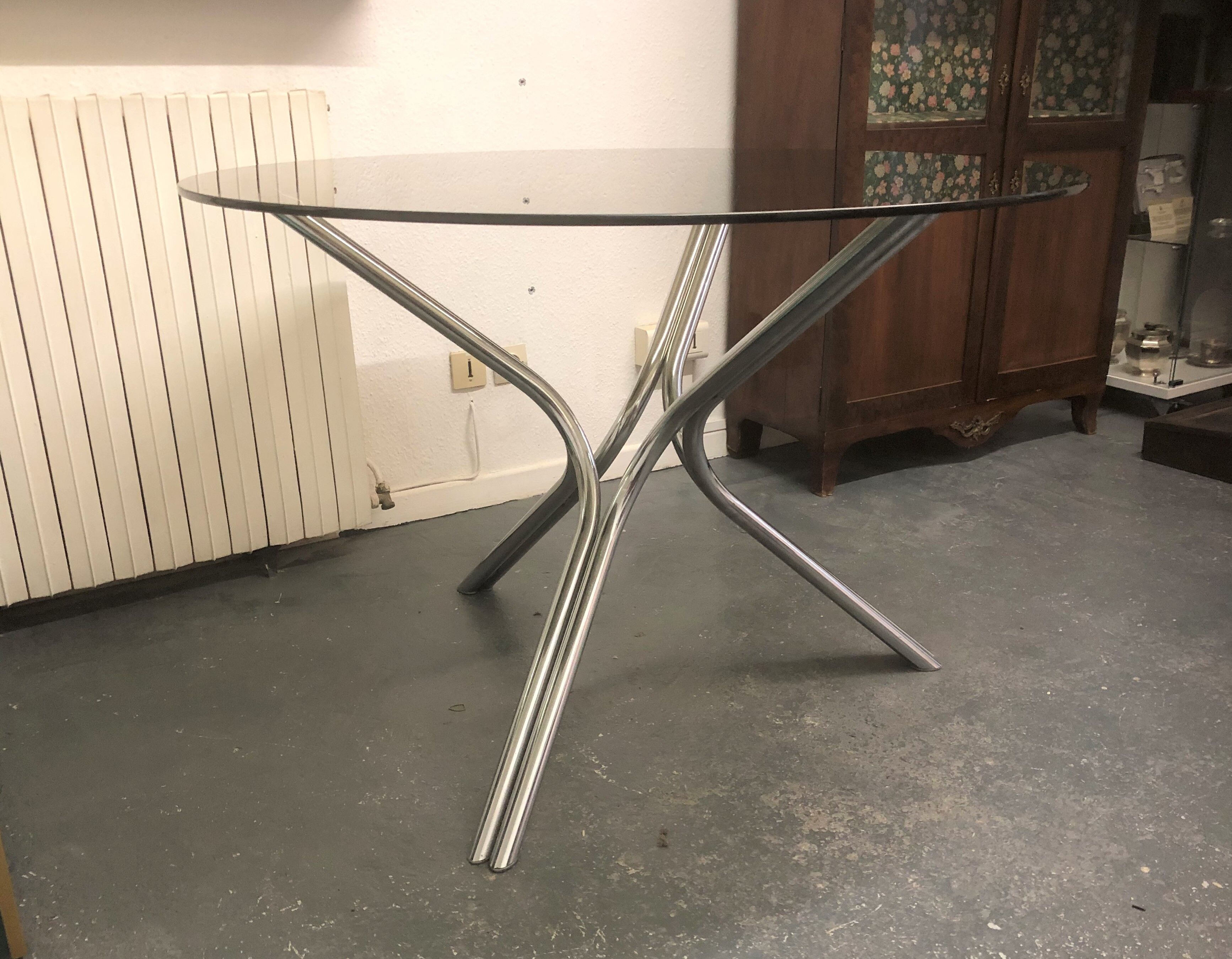 Vintage round table 1970 chrome foot smoked glass top 70