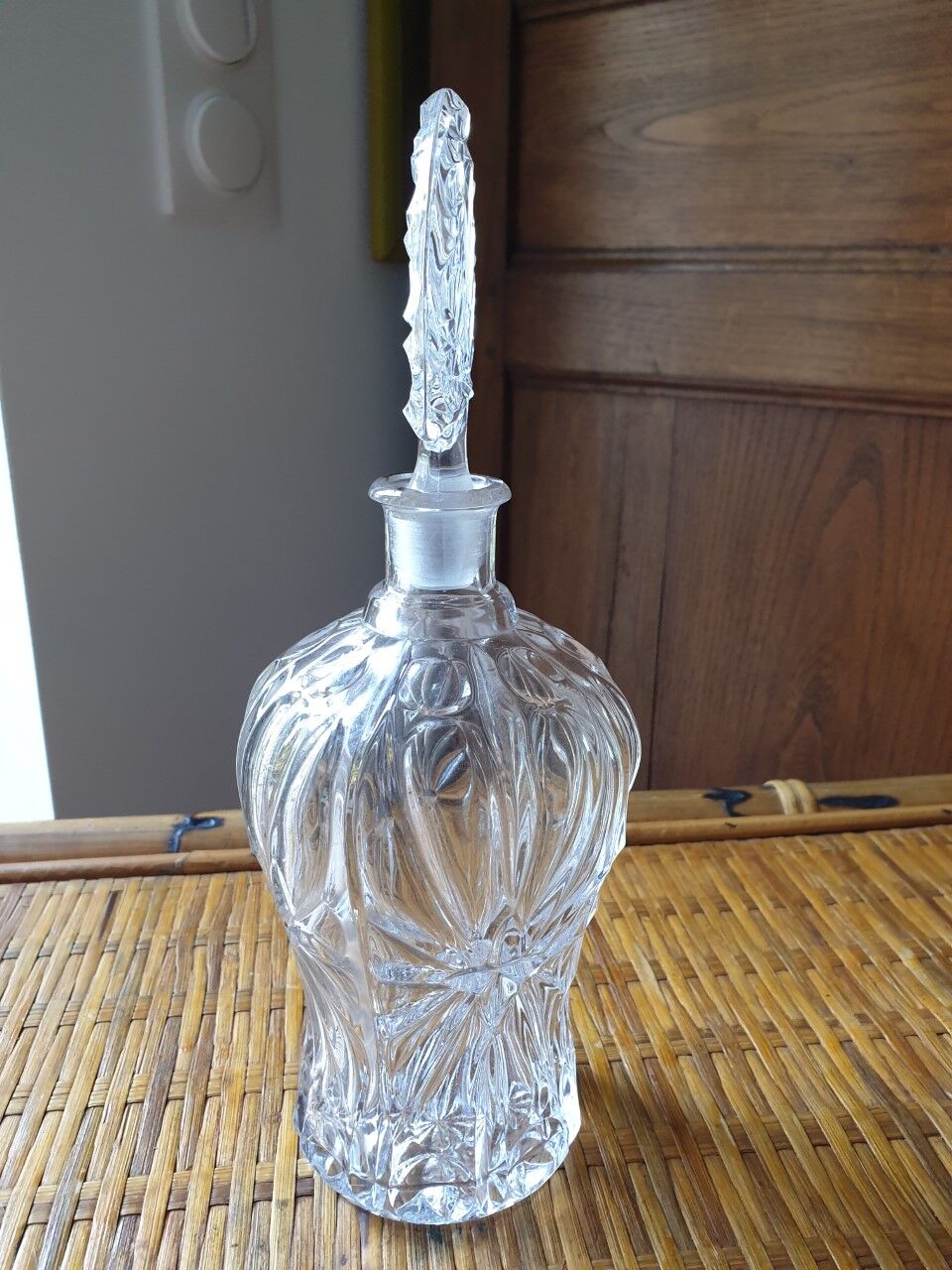 Crystal decanter
