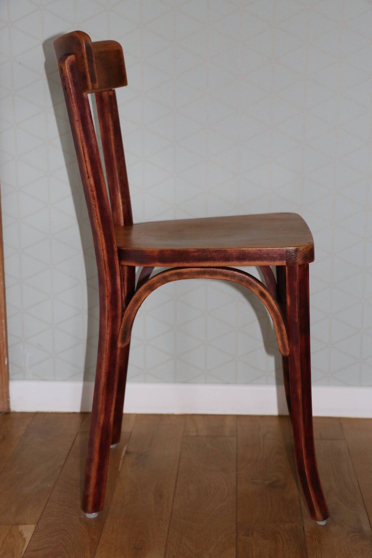 Chaise baumann n°18 hêtre foncé