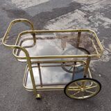 Serving table of the 70