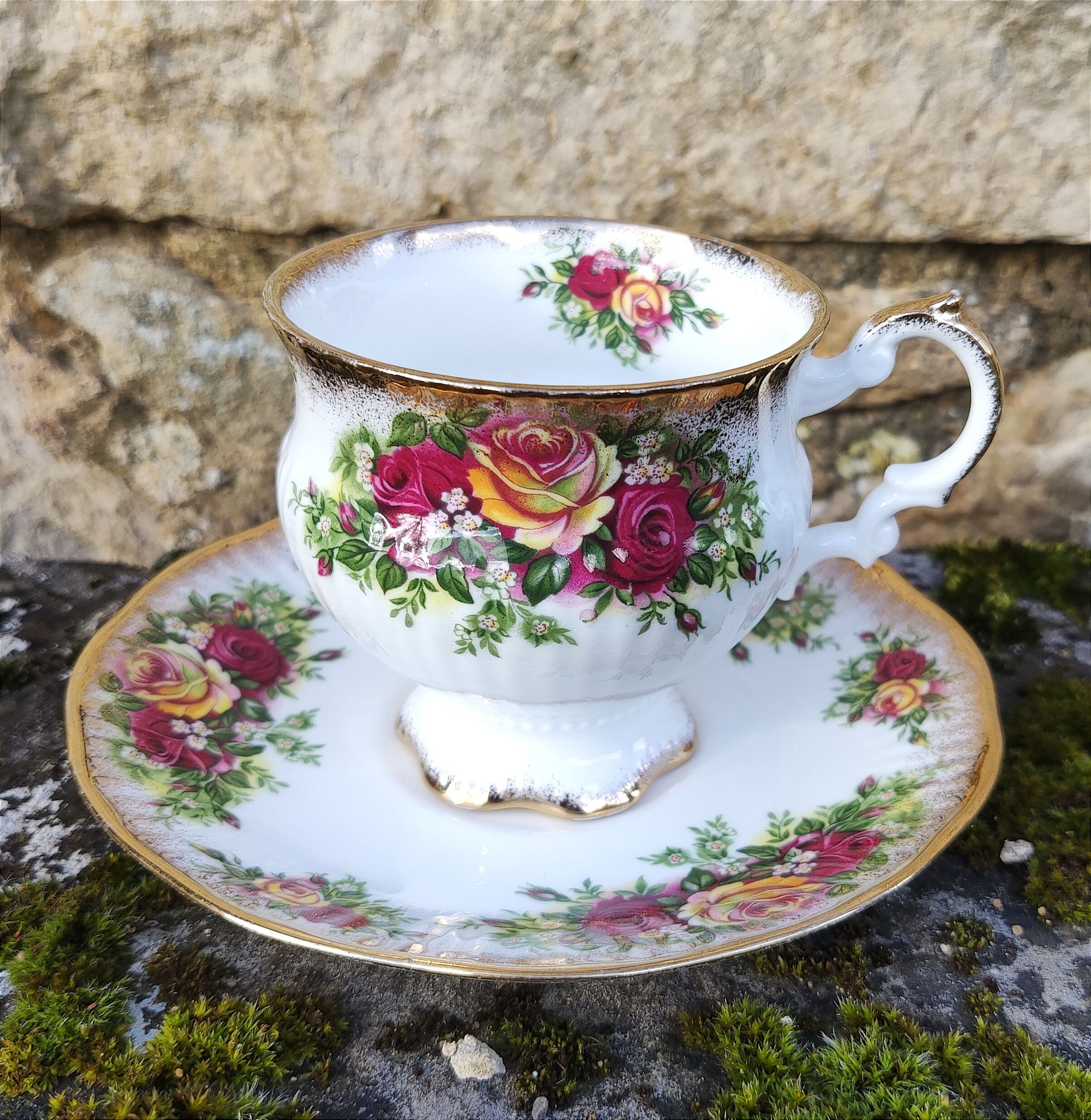 English porcelain cup Elisabeth