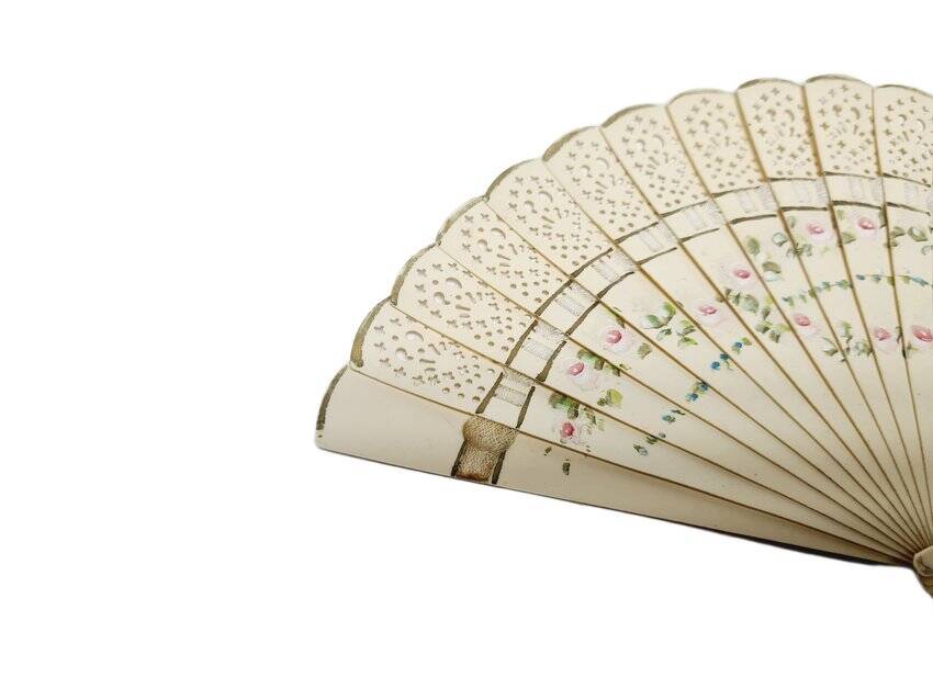 Art Nouveau Austro-Hungarian celluloid fan, 1900s