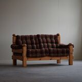 Brutalist two-seater sofa in solid pine, Swedish modernism, 1970s.