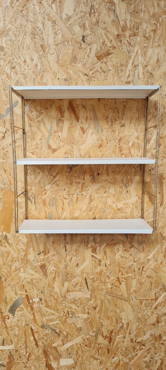String shelf