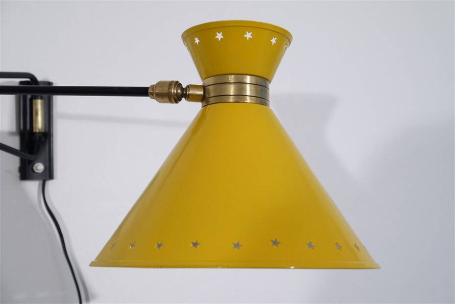 Lunel wall light with gallows design Rene Mathieu 1950