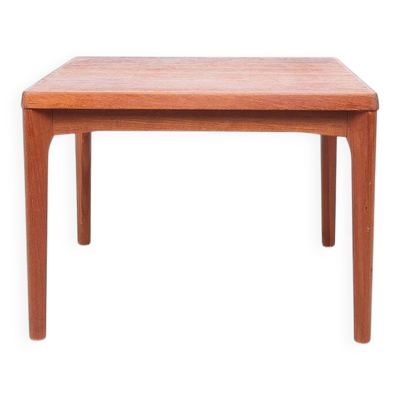 Table basse en teck de design danois par Henning Kjaernulf, années 1960