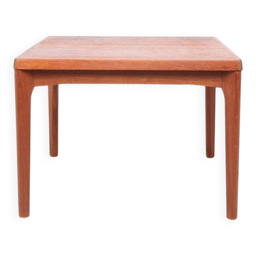 Danish design teak coffeetable by Henning Kjaernulf , 1960s