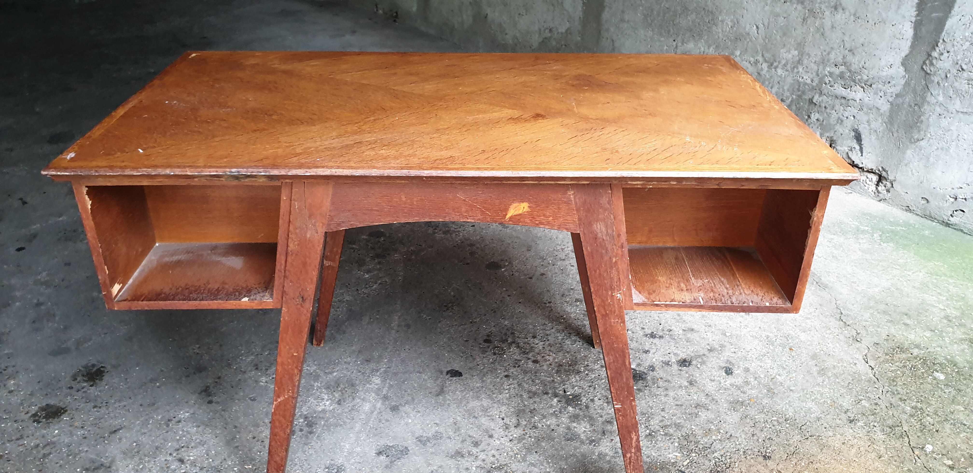 Bureau desing des années 50