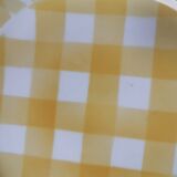 Glasgow tile plates