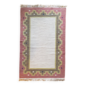 Scandinavian Modern Röllakan Pink and White Flatweave Rug, Sweden, 1960s