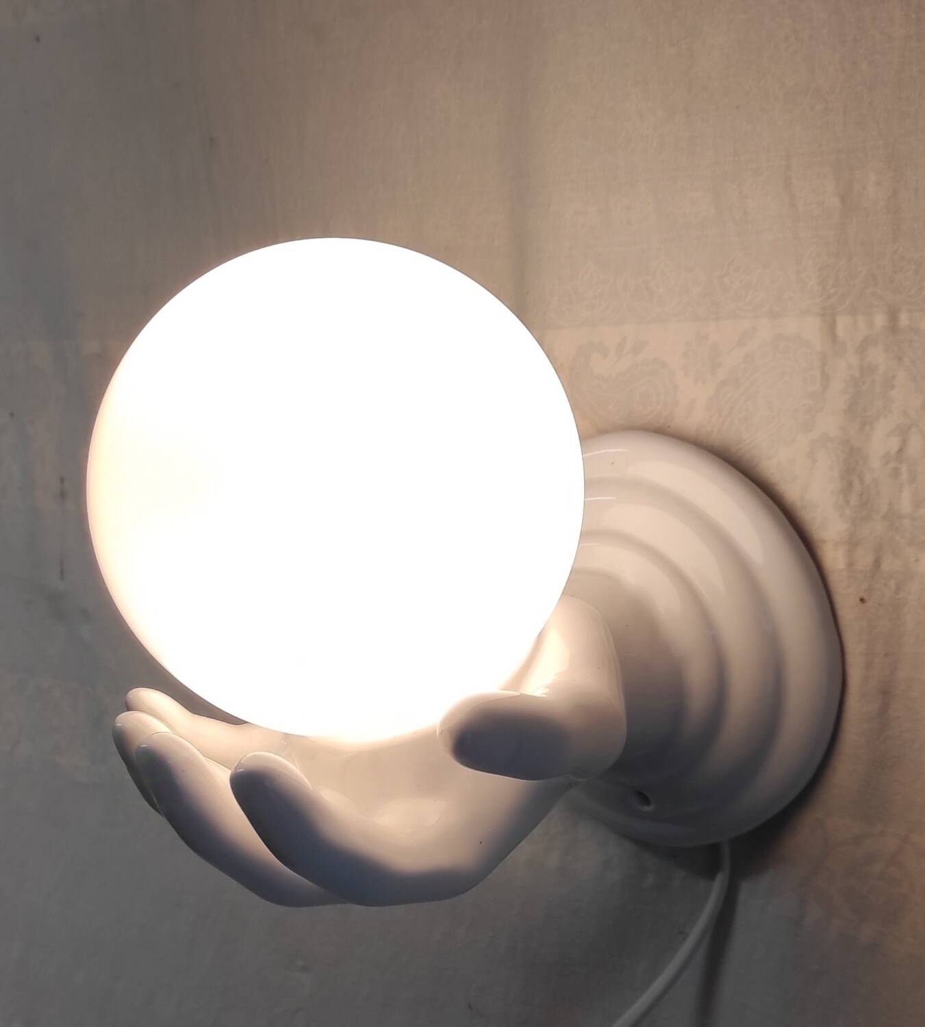 Ceramic and opaline wall lamp - 70's
