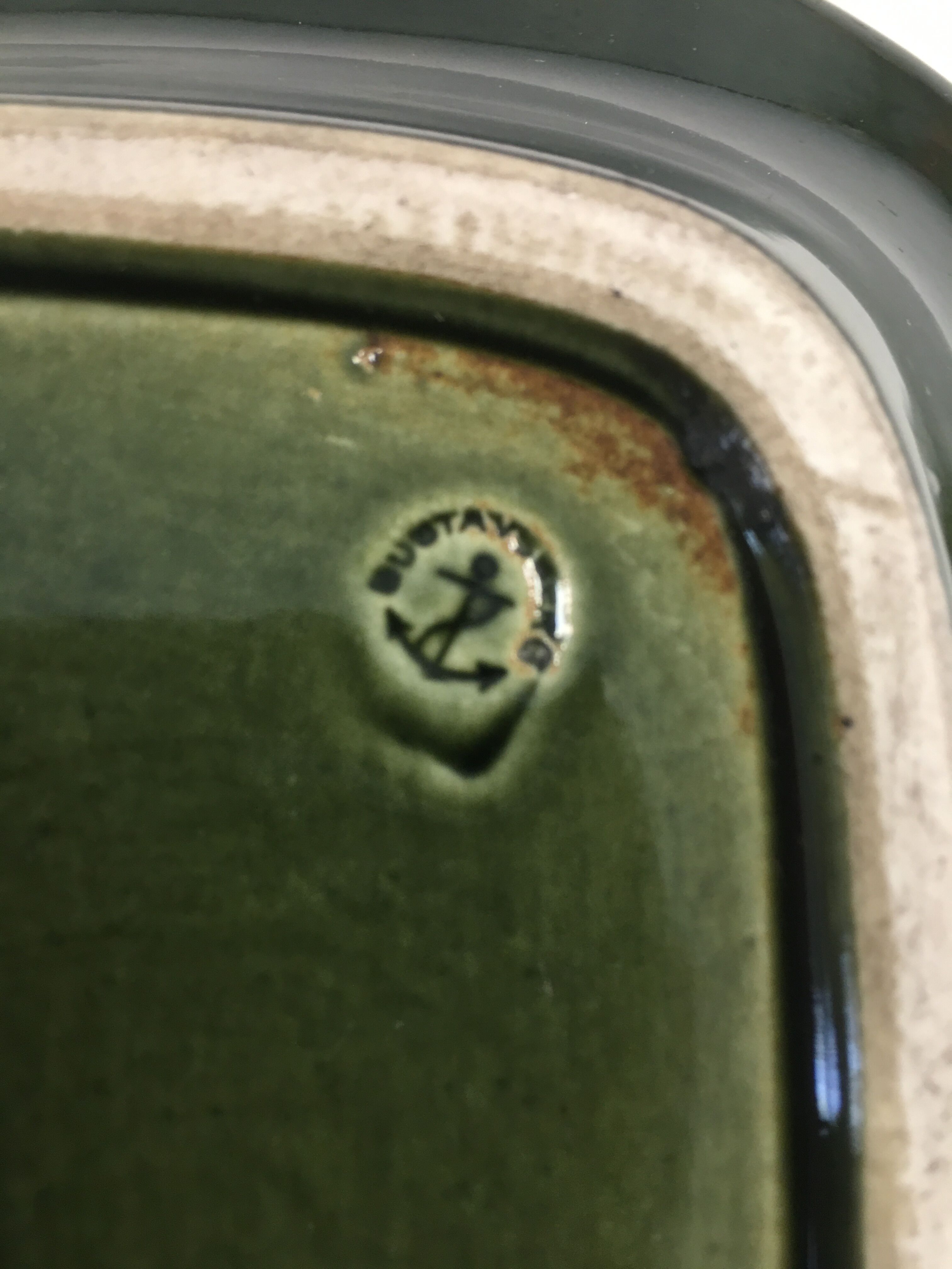 Decorative dish in enamel stoneware , "Varite", Lisa Larson, Suede, Gustavsberg. 60's