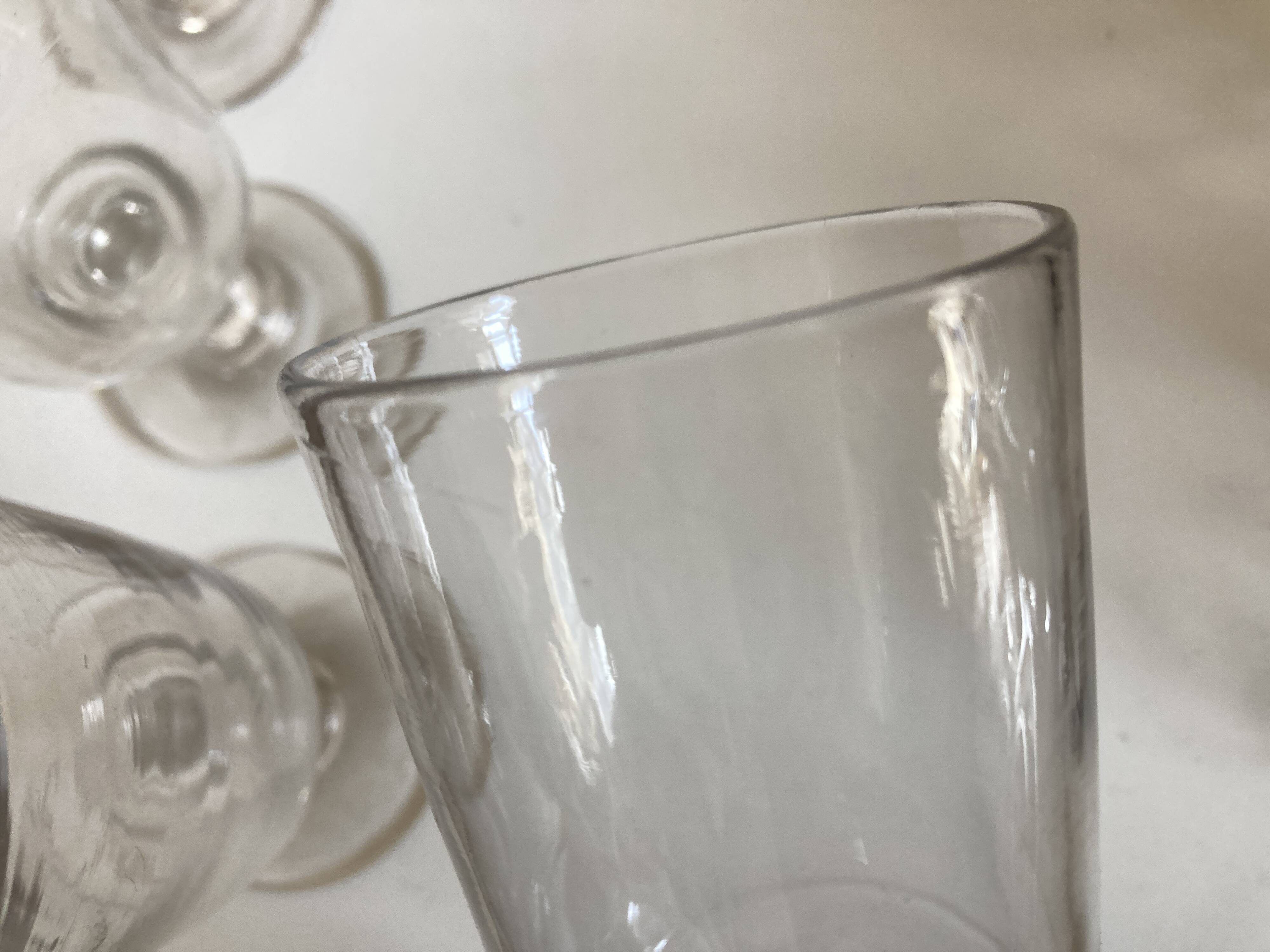Set de 4 verres rouleau 19e en verre irrégulier