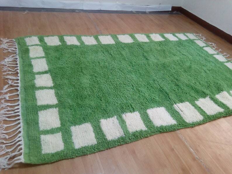 Beni Ouarain style rug - Handwoven Moroccan in green wool - handmade rug - 250 x 154