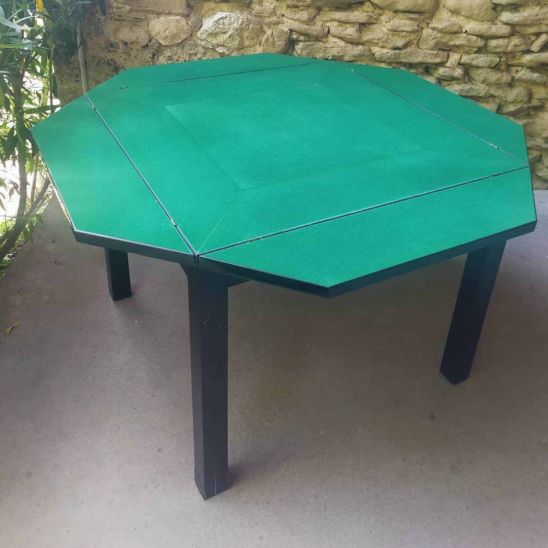 Jc mahey gaming table