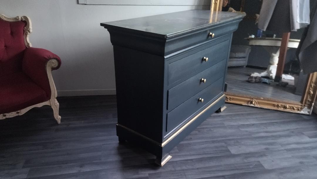 Louis Philippe chest of drawers
