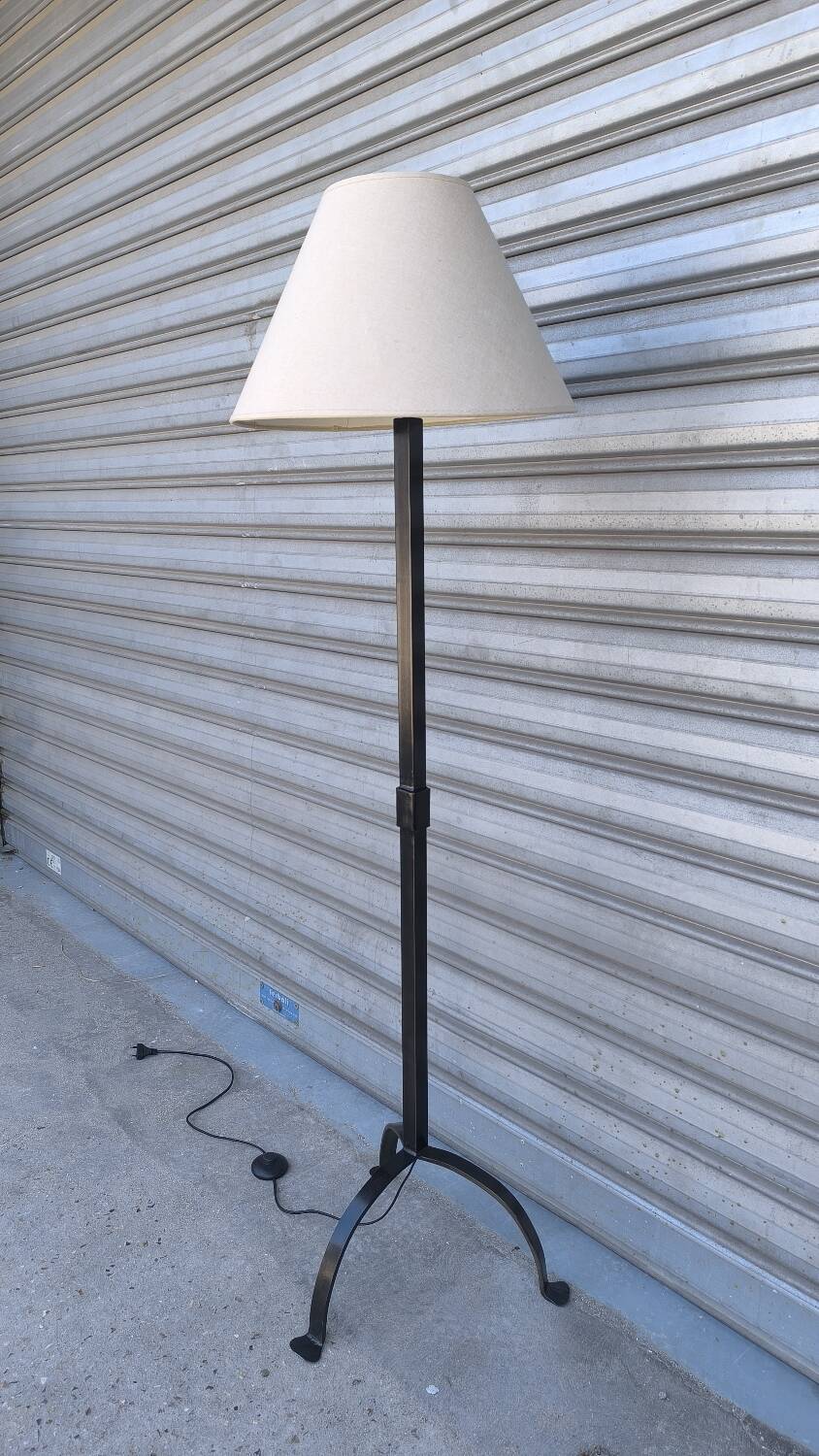 Wrought iron tripod floor lamp 1960