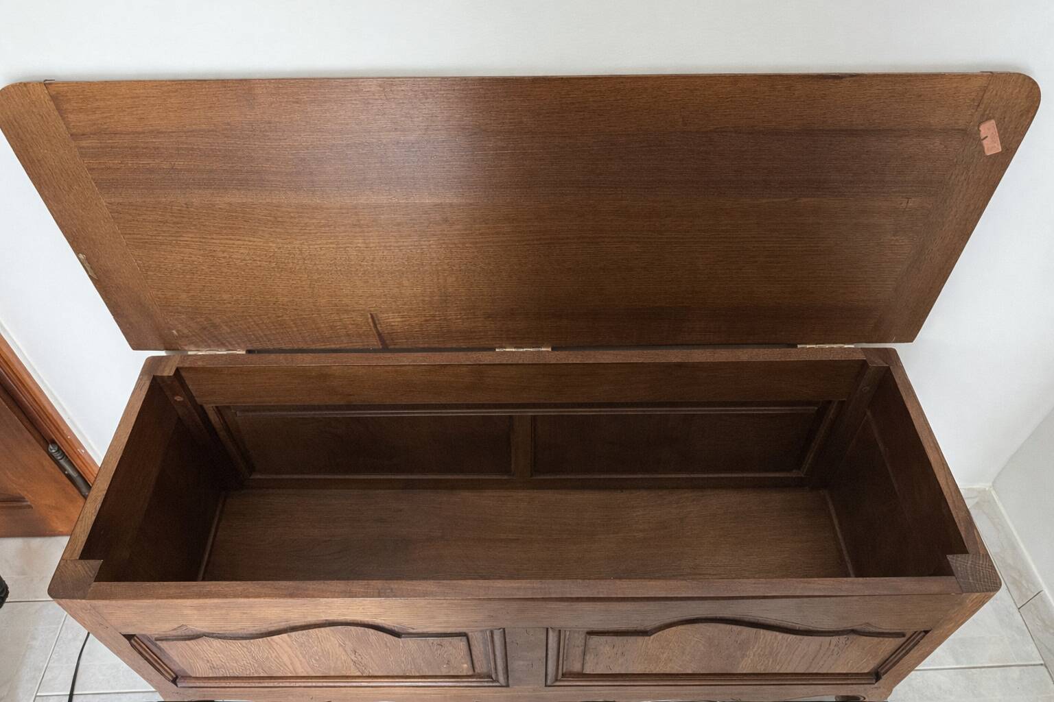 Coffre en chêne et châtaignier style Louis XV