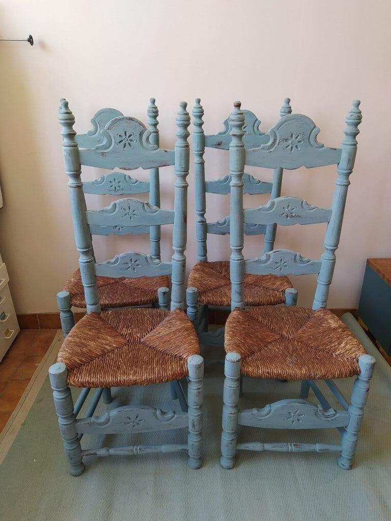 Rustic farm straw country chairs