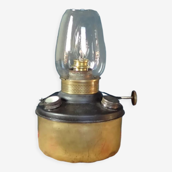 Electric oil lamp