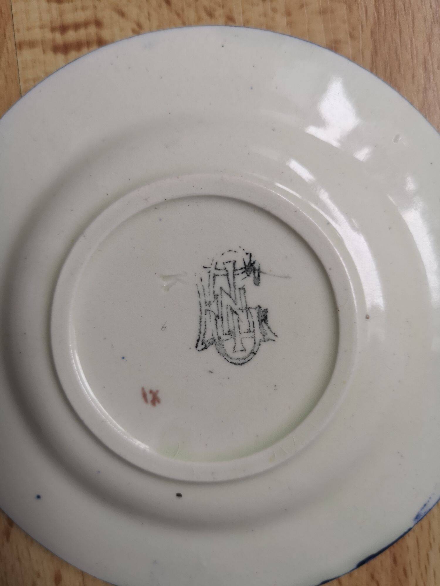 Soap holder / dish in enameled ceramic - gien - vintage 1876