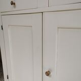 White parisian buffet