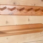 Lot de 1 patère et 1 étagère murale en Pin Années 70
