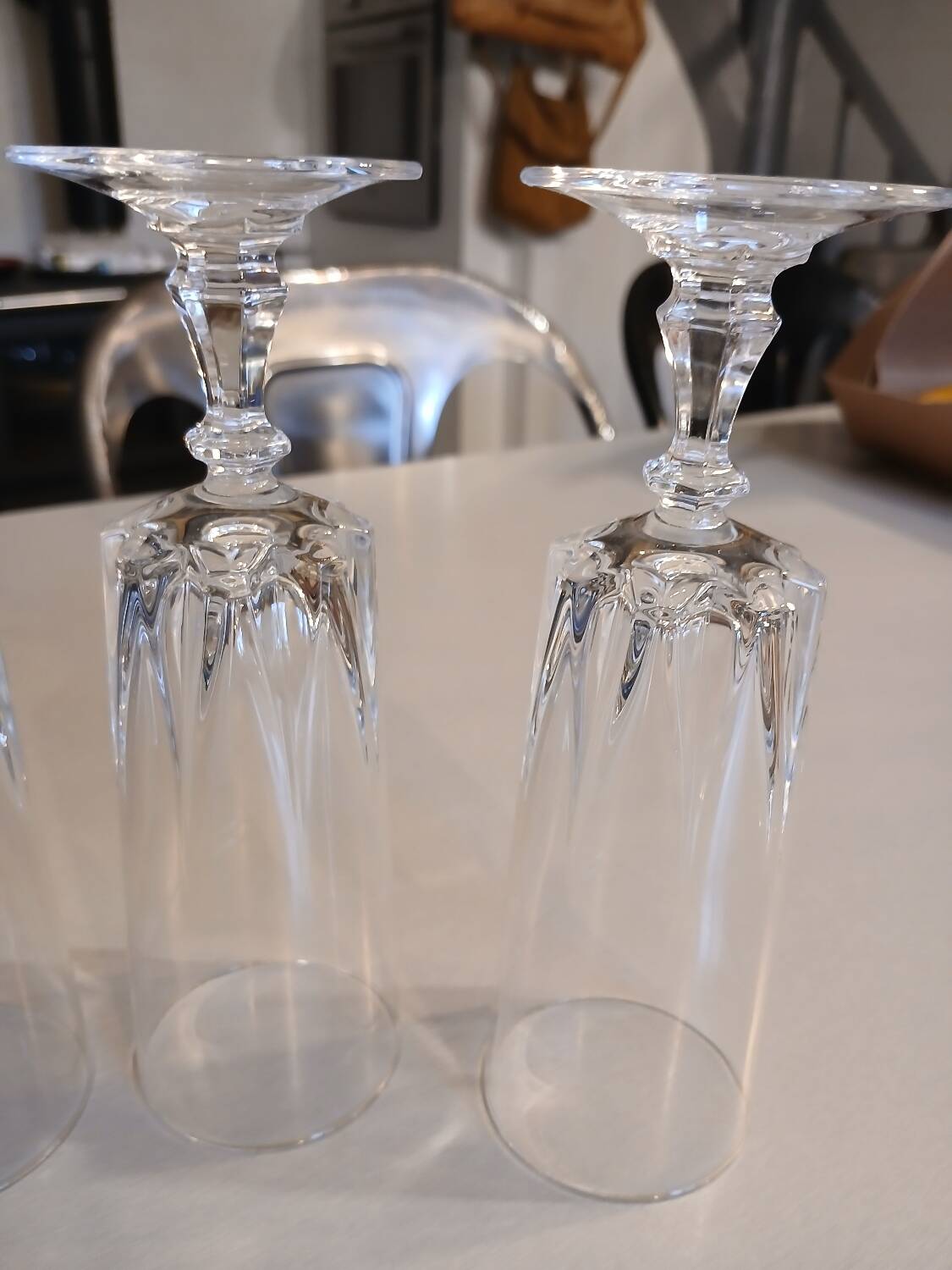 5 crystal champagne flutes