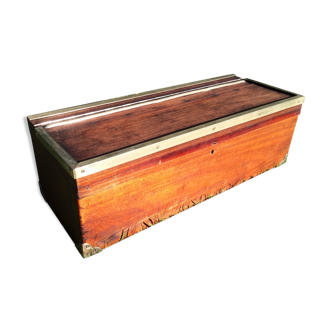 Former carriage mahogany chest