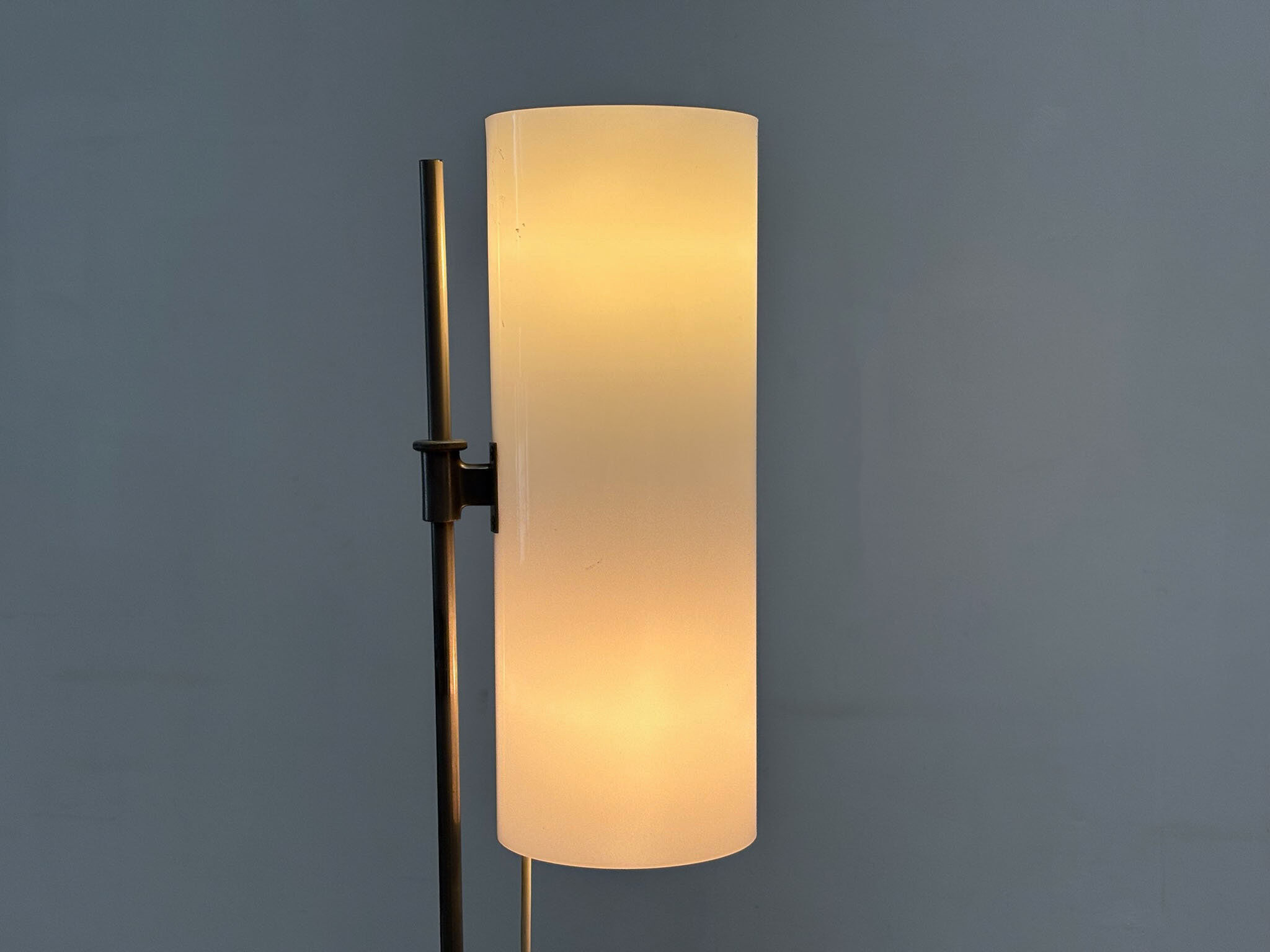 1970s ST330 floor lamp by H. Fillekes for Artiforte