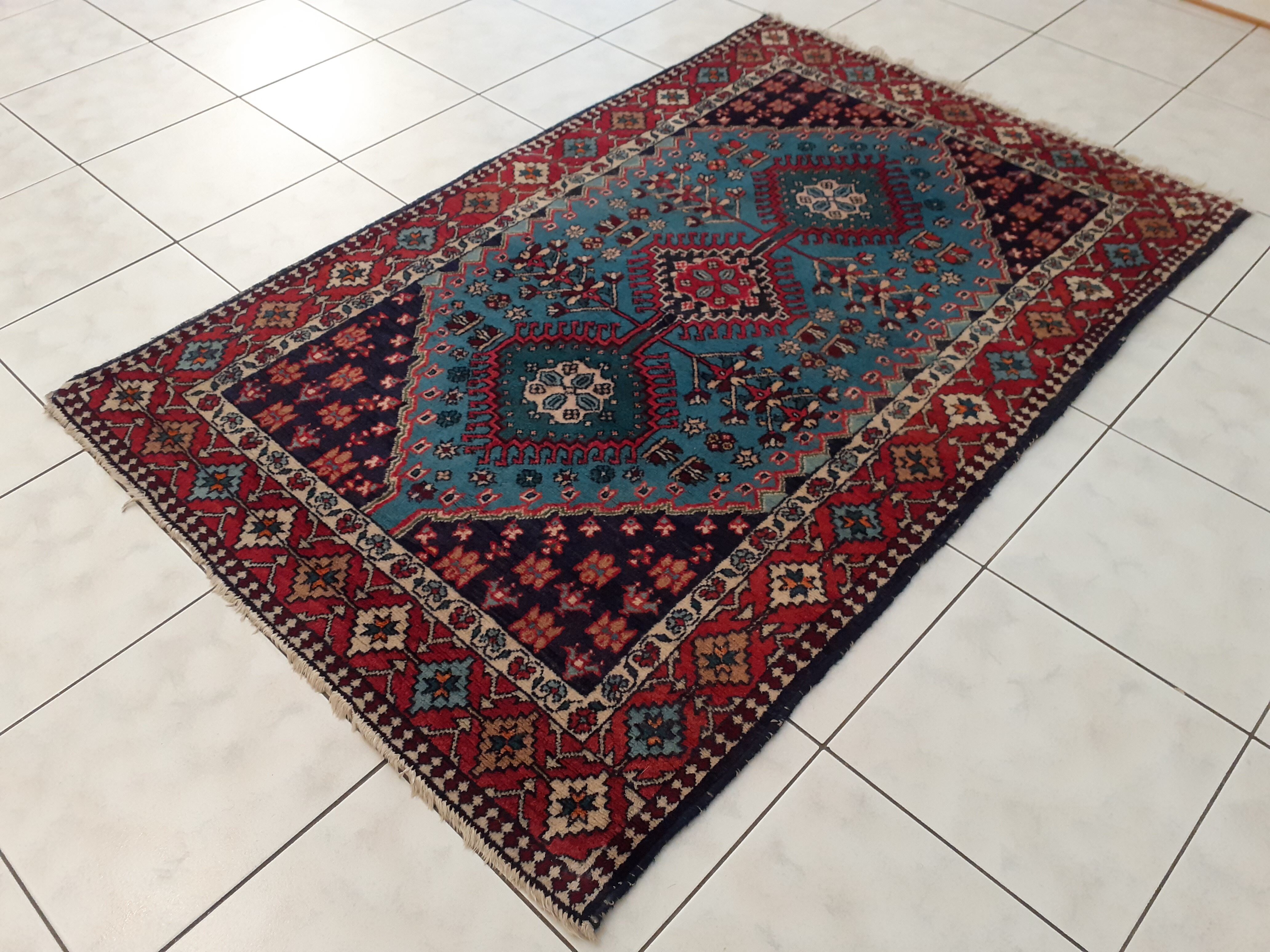 Handmade Yalameh Persian carpet