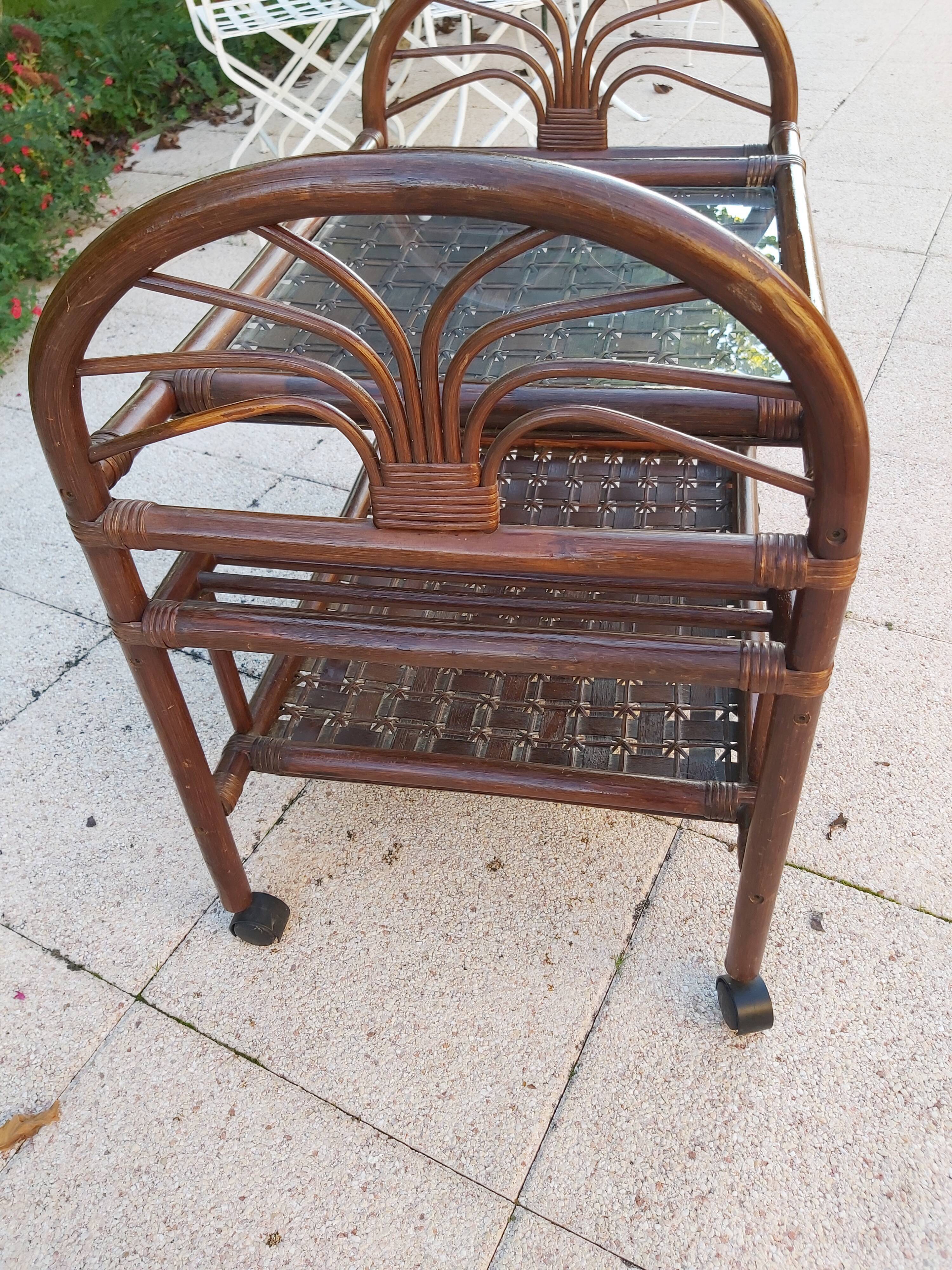 Rolling service in rattan and bamboo