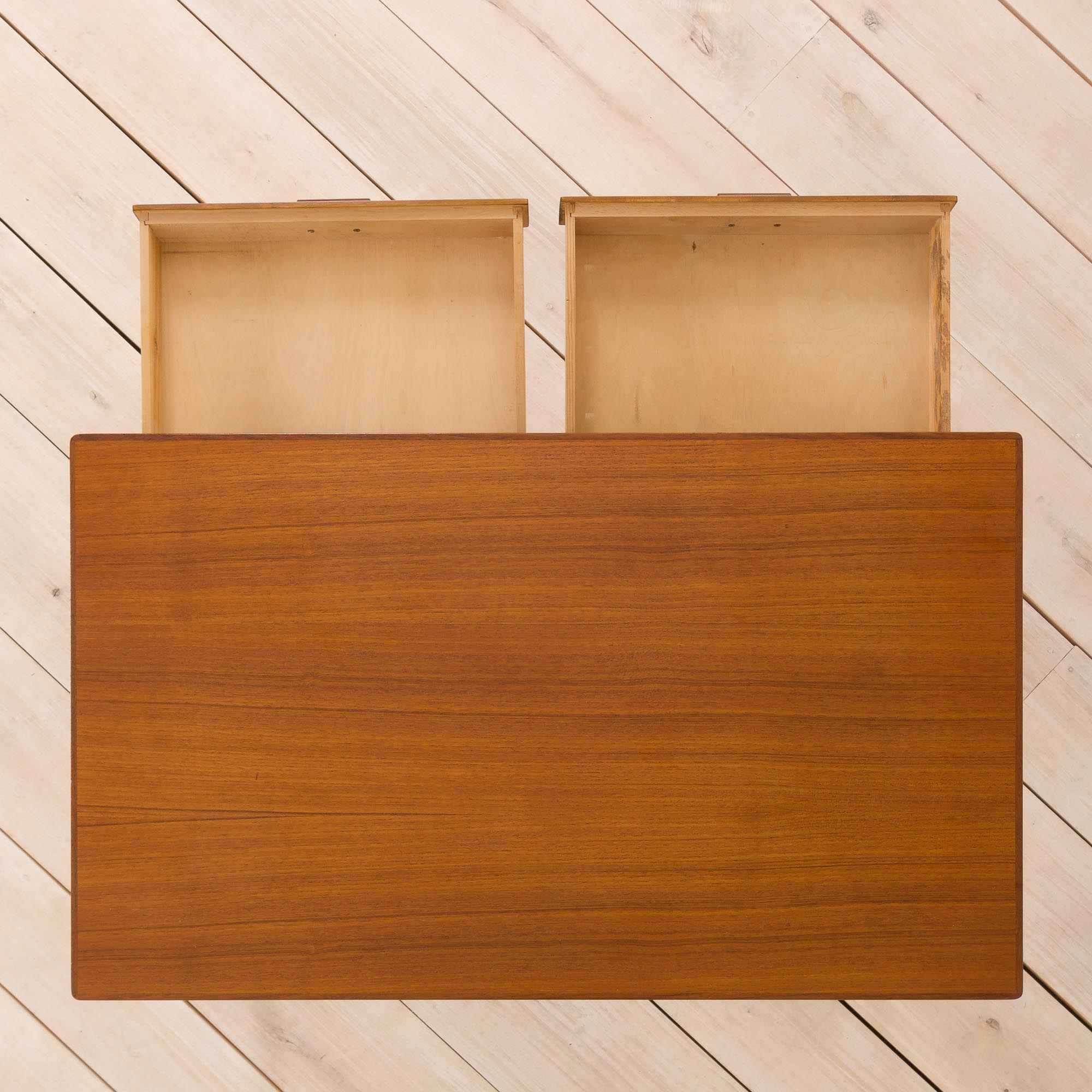 Danish "lady" desk in teak and beech, 60