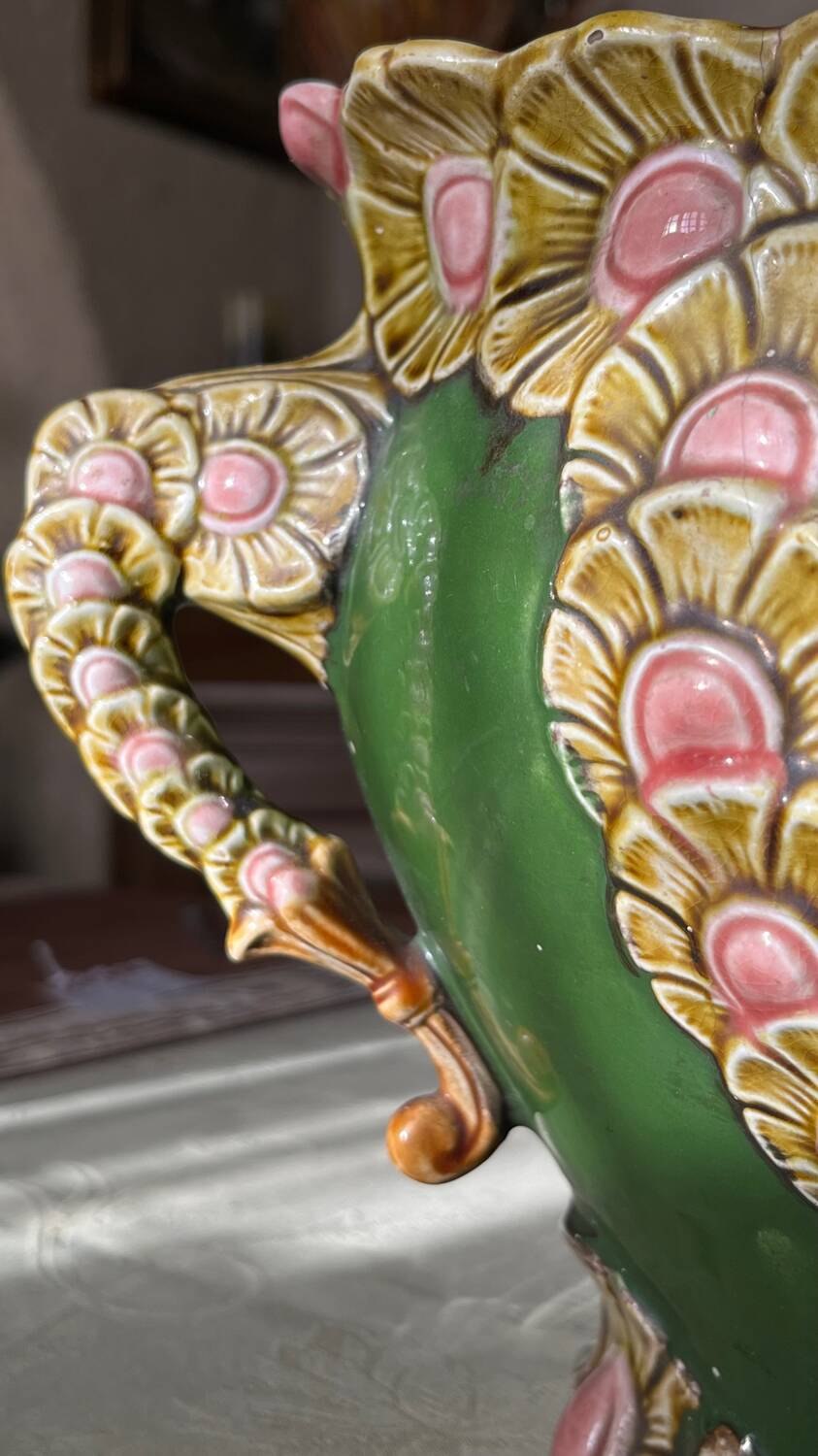 Honnaing art nouveau slip vase