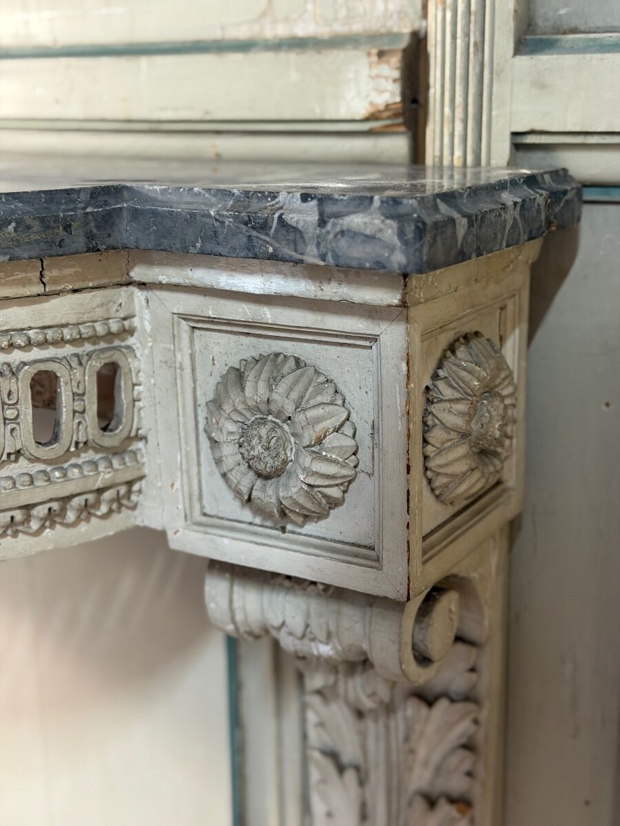 Louis XVI wall console in carved wood, grey patina, 18th century.