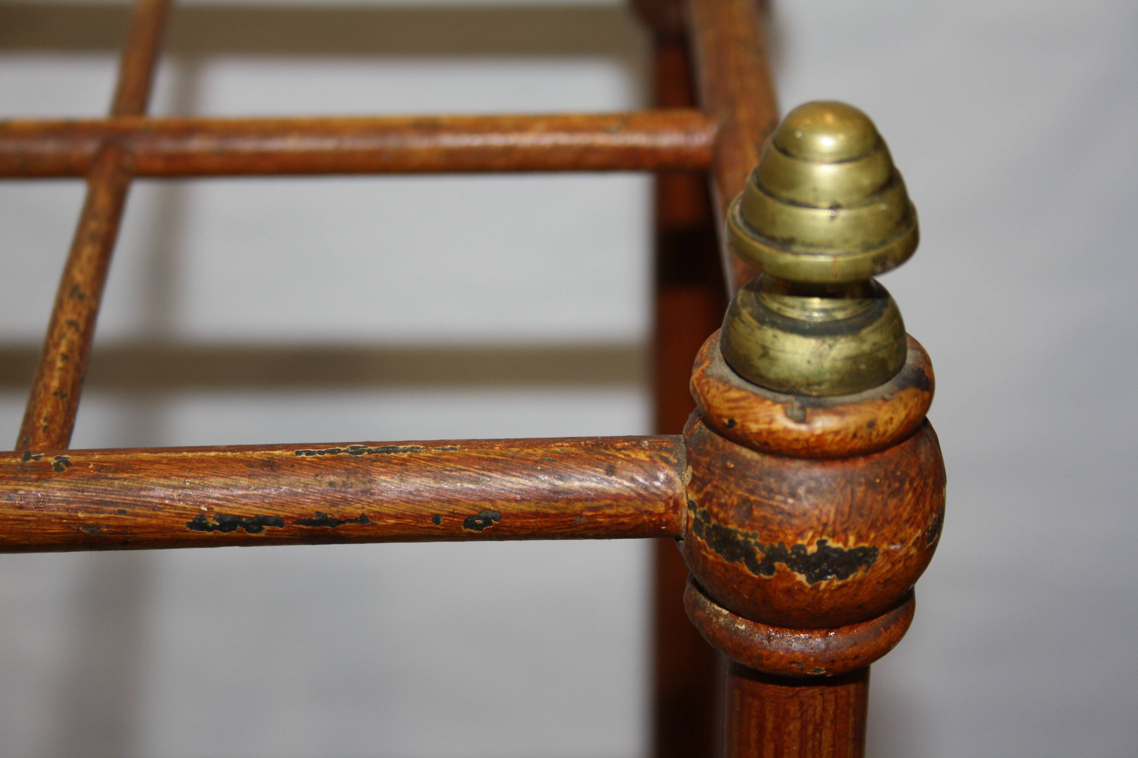 Cast iron umbrella stand