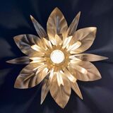 Vintage wall lamp golden leaves